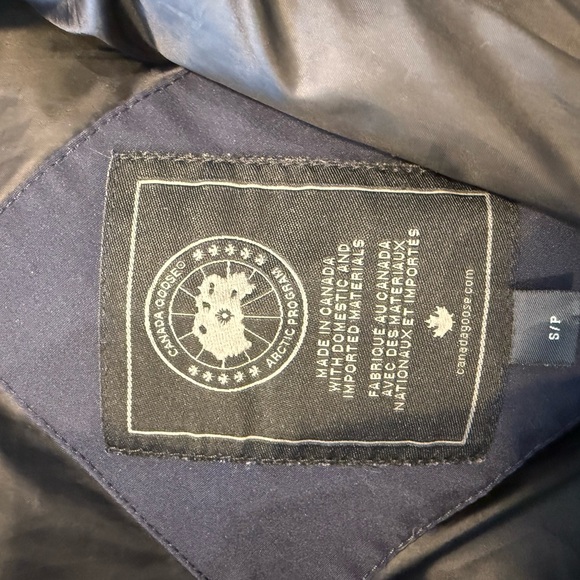 Canada Goose Women's Dark Blue Puffer Coat - Picture 5 of 12